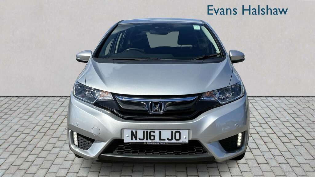 Honda Jazz 1.3 Se Cvt 2016 Silver #2