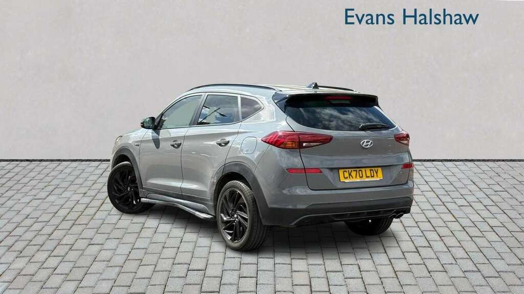 Hyundai Tucson 1.6 Gdi 132Ps Se Nav White #2