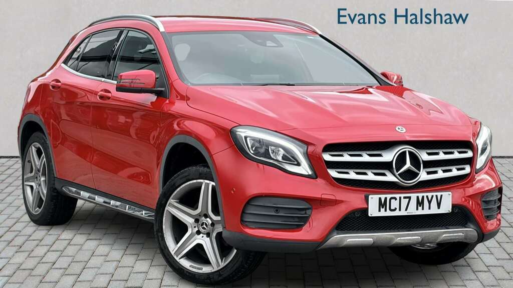 Mercedes-Benz GLA Class 200D Amg Line Premium 2017 Red