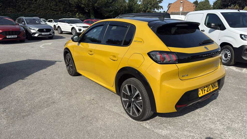 Peugeot 208 1.2 Puretech Active Rear Sensors- Gorgeous C Yellow #4
