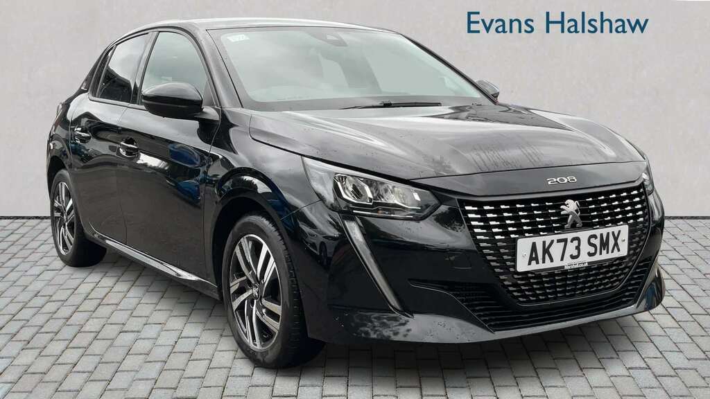 Peugeot 208 1.2 Puretech 100 Allure Premium Black #1