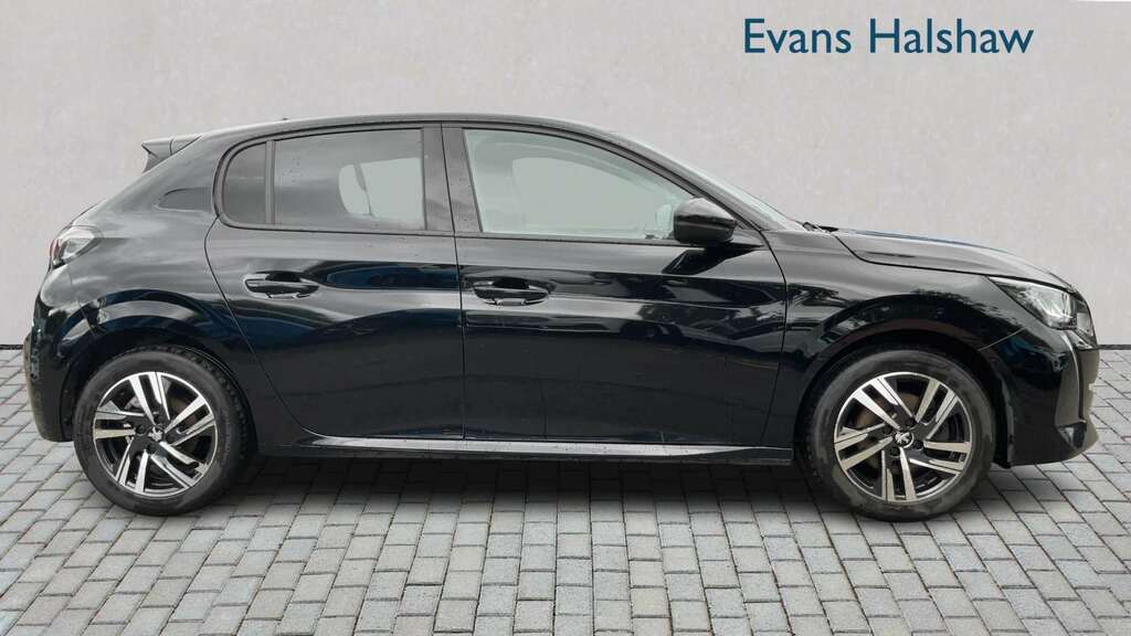 Peugeot 208 1.2 Puretech 100 Allure Premium Black #3