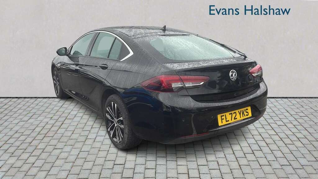 Vauxhall Insignia 1.5 Turbo D Design Grand Sport Black #3