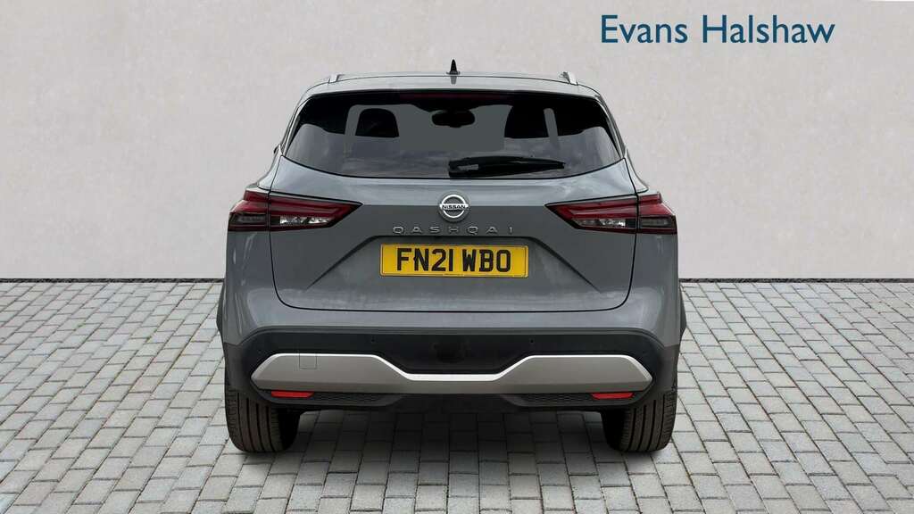 Nissan Qashqai 1.3 Dig-t Mh Premiere Edition 2021 #4