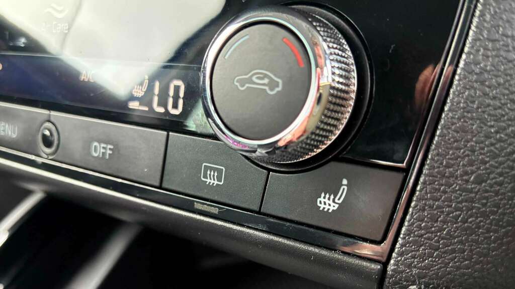 Skoda Kamiq Se Drive White #35