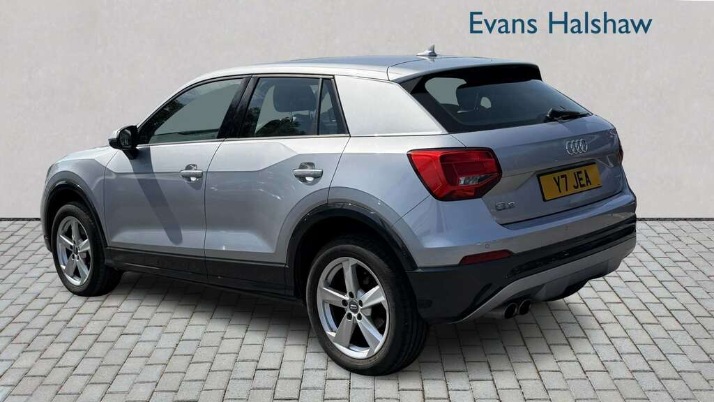 Audi Q2 1.4 Tfsi Sport S Tronic 2017 Silver #2