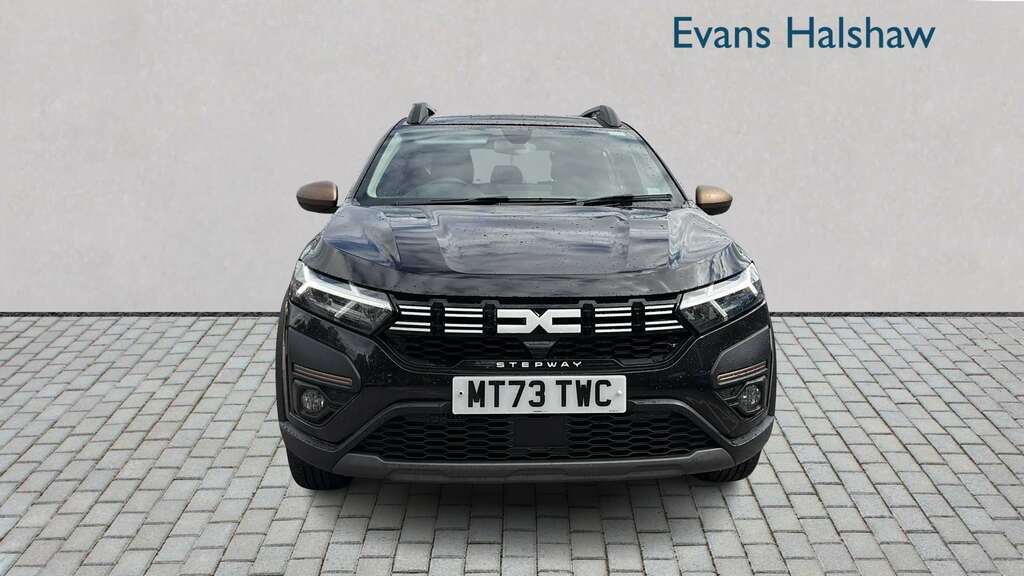 Dacia Sandero Stepway 1.0 Tce Extreme Cvt 2024 Black #4