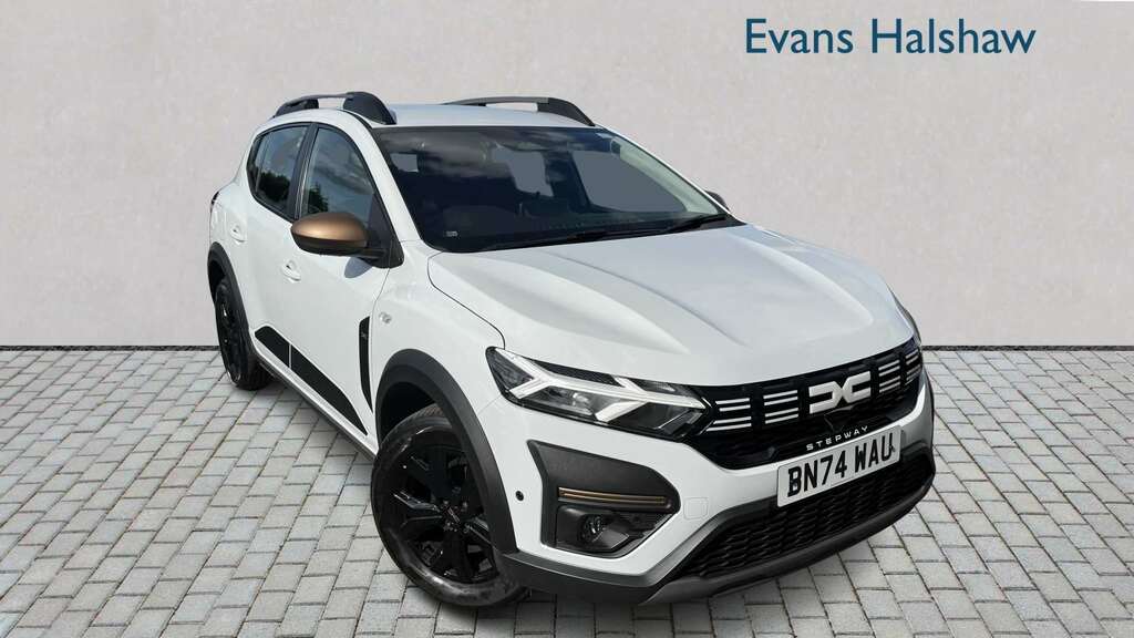 Dacia Sandero Stepway 1.0 Tce Extreme 2024 White #2