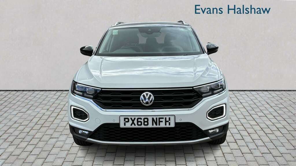 Volkswagen T-Roc 2.0 Tsi 4Motion Sel Dsg 2018 White #2