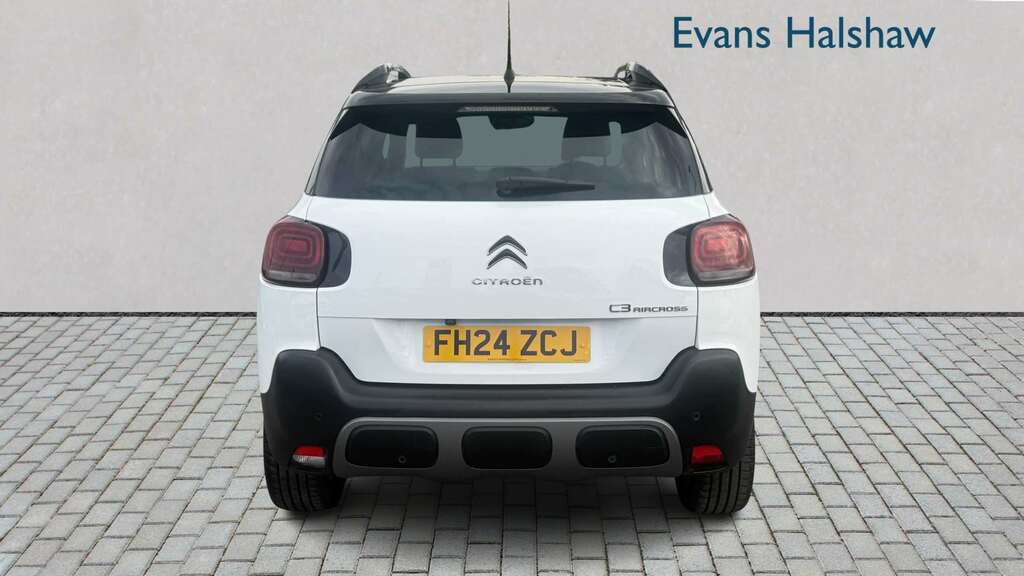 Citroen C3 Aircross 1.2 Puretech 130 Max Eat6 2024 White #4