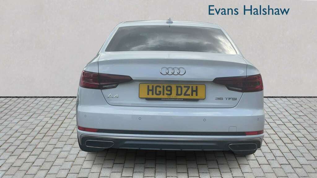Audi A4 35 Tfsi S Line S Tronic Tech Pack 2019 White #5