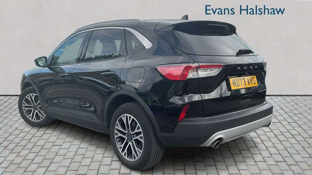 Ford Kuga 1.5 Ecoboost 150 Titanium Edition 2023 Black #2