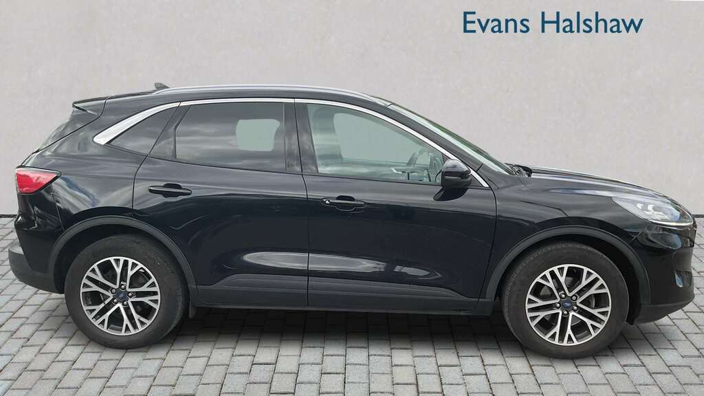 Ford Kuga 1.5 Ecoboost 150 Titanium Edition 2023 Black #5