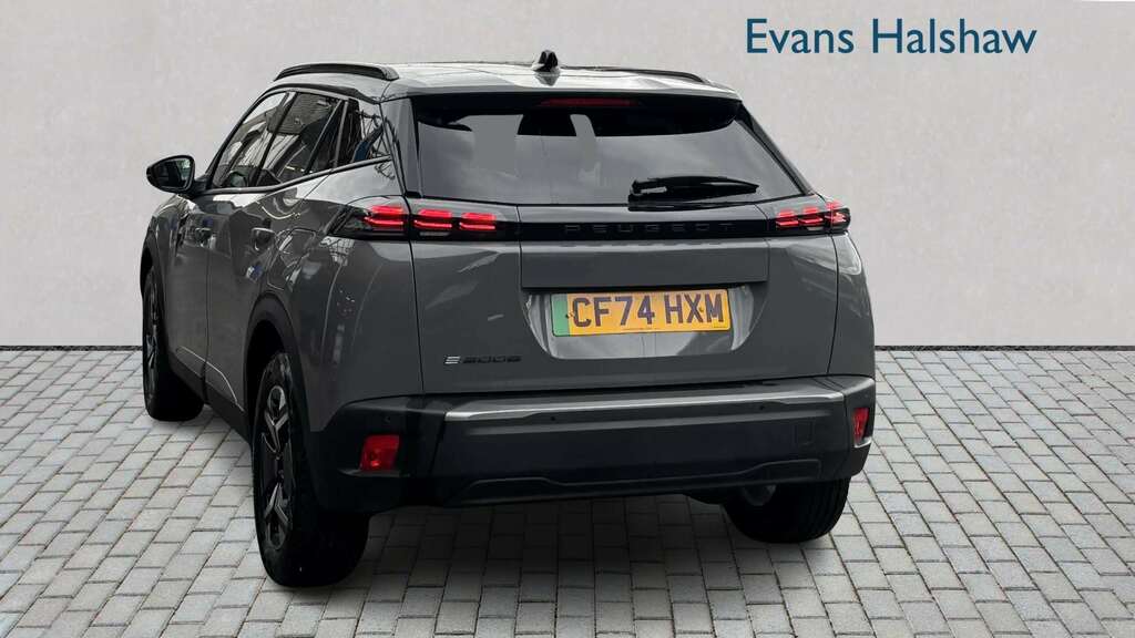 Peugeot e-2008 100Kw Allure 50Kwh 2024 Grey #4