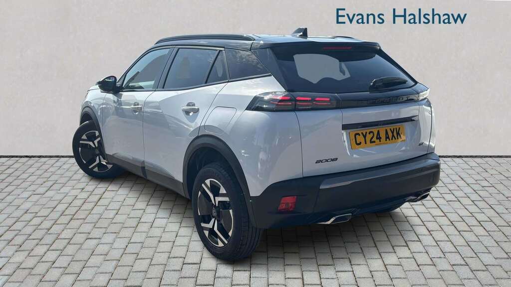 Peugeot 2008 1.2 Puretech 130 Gt Eat8 2024 White #2