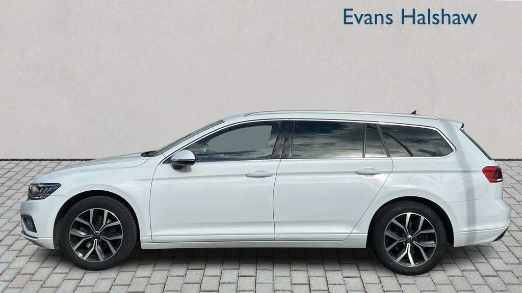 Volkswagen Passat 1.5 Tsi Evo Sel Dsg 2023 White #4