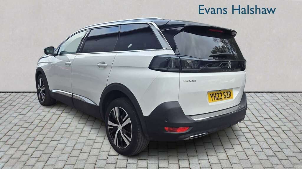 Peugeot 5008 1.5 Bluehdi Gt Eat8 2023 #4