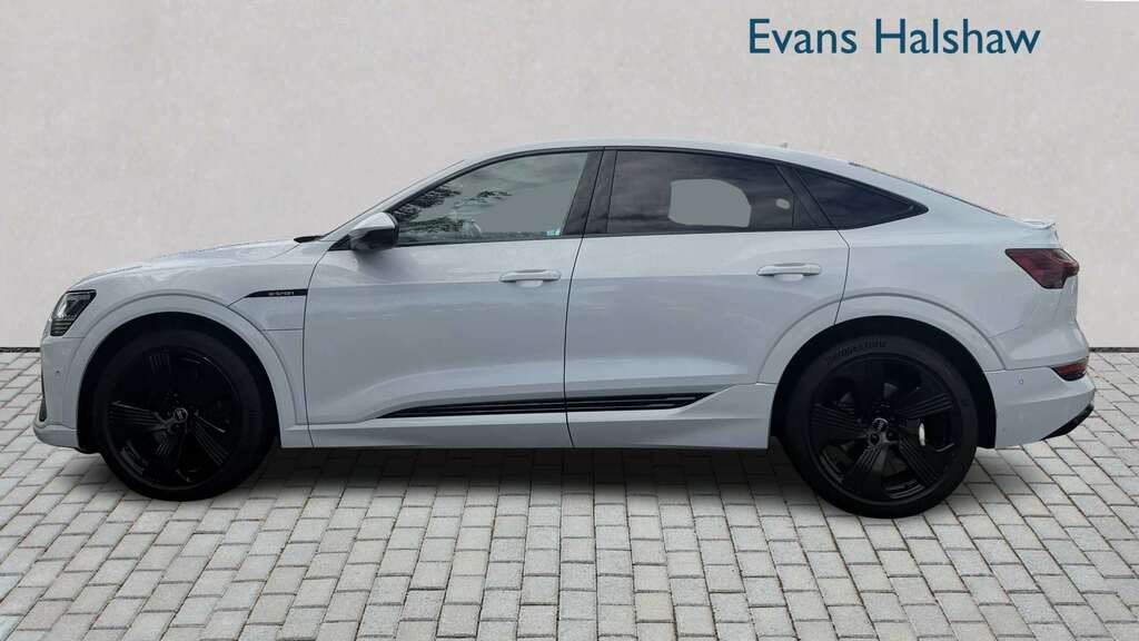 Audi E-tron 300Kw 55 Quattro 95Kwh S Line 2021 White #3