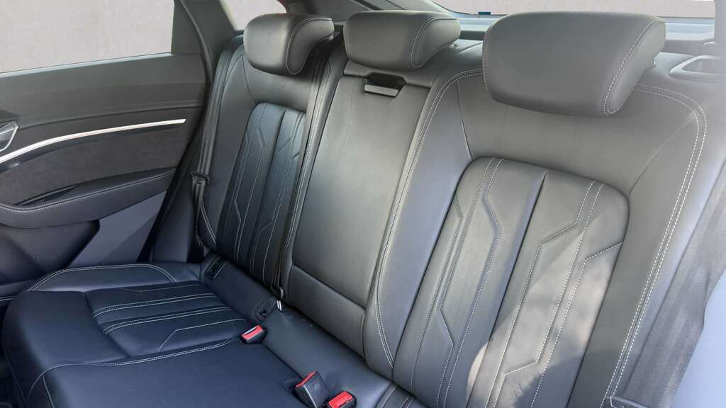 Audi E-tron 50 Sport Suv Quattro 71.2Kwh 11 Silver #26