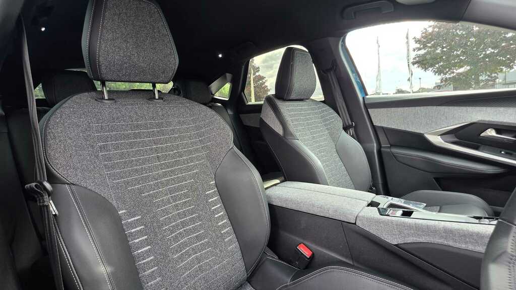 Peugeot 3008 Gt E-dsc6 Euro 6 Black #17