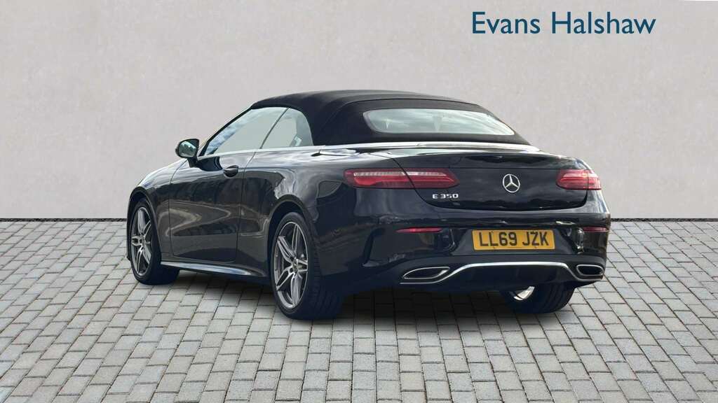 Mercedes-Benz E Class E350 Amg Line 9G-tronic 2019 Black #2