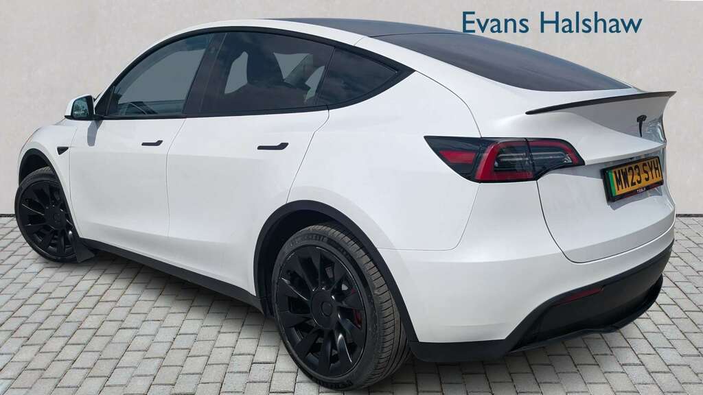 Tesla Model Y Rwd 2023 White #2