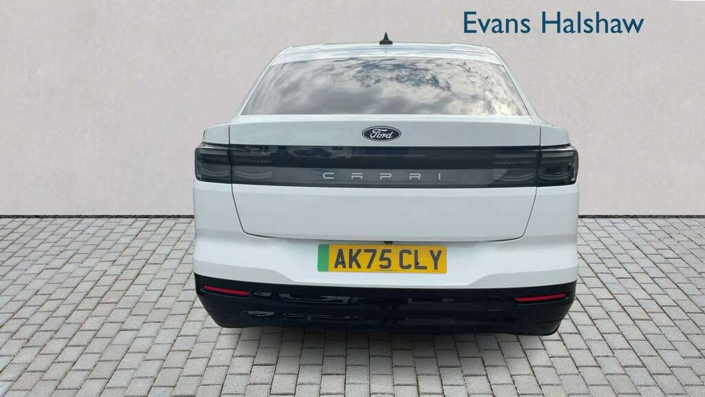 Ford Capri 210Kw Select 77Kwh 2025 White #5