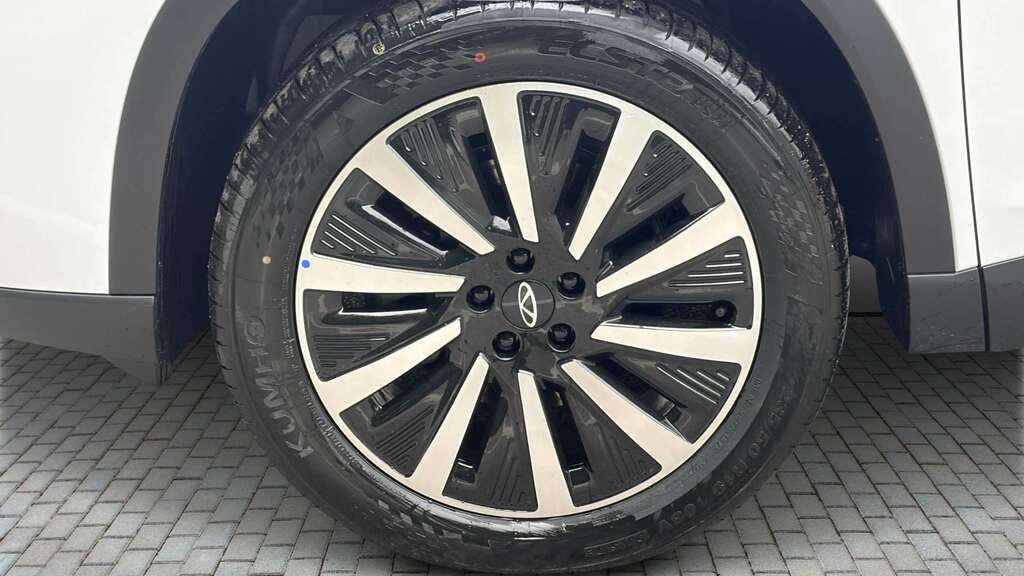 Chery Tiggo 8 1.5T Phev Summit Dht 2026 White #6