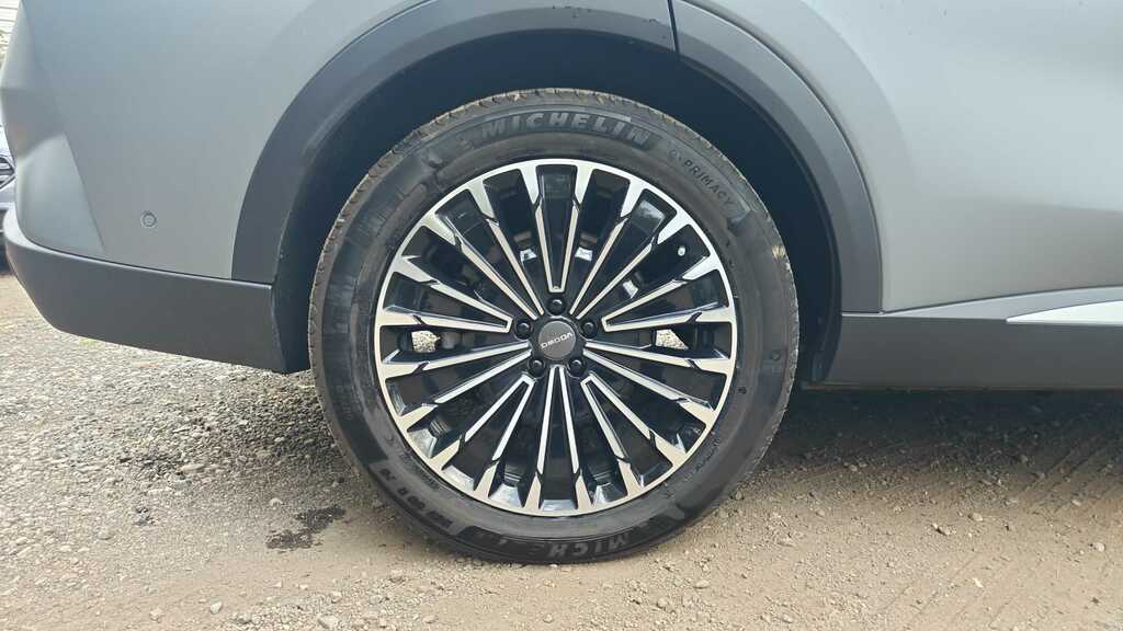 Omoda 9 1.5T Shs 34.46Kwh Noble Suv Plug-in Hyb  #9