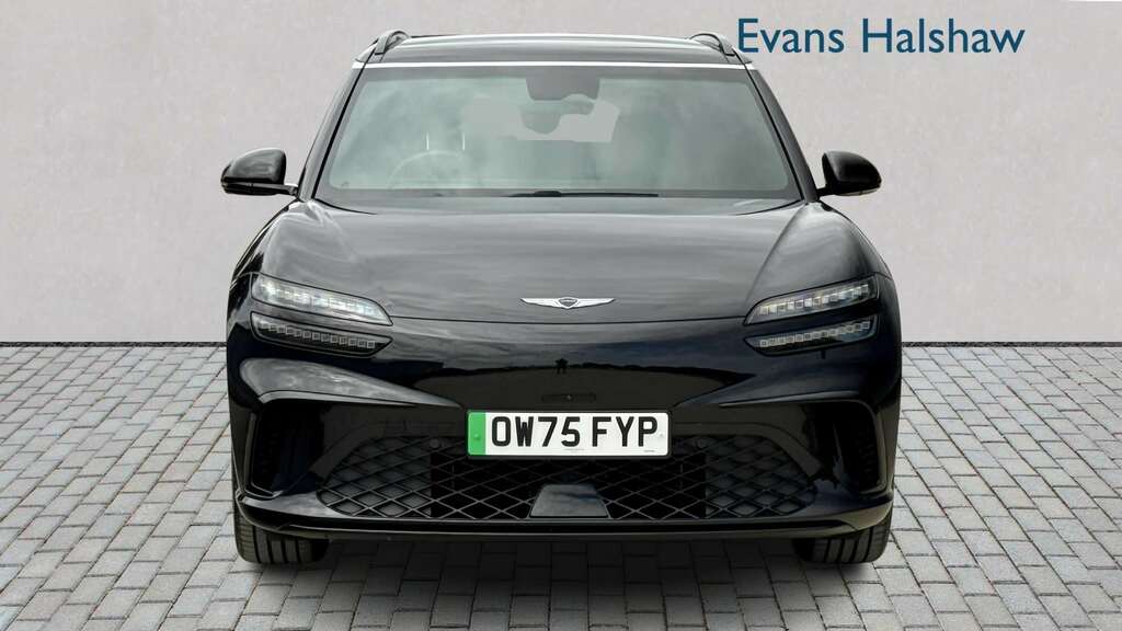 Genesis GV60 168Kw Pure 84Kwh 2025 Black #2