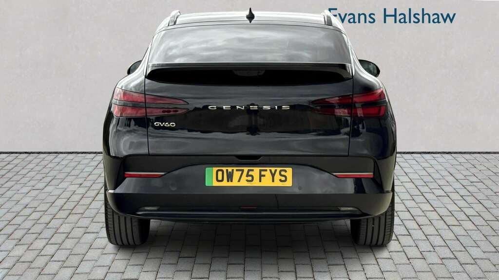 Genesis GV60 168Kw Pure 84Kwh 2025 Black #6