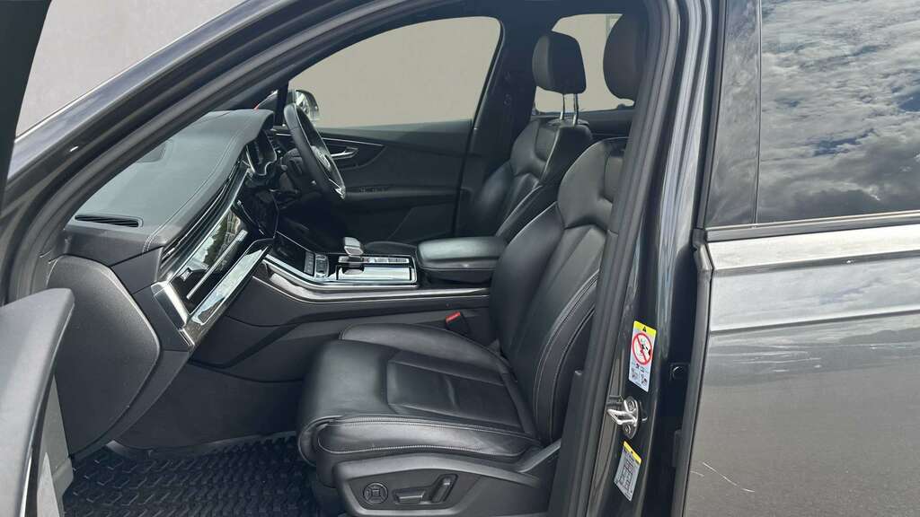Audi Q7 3.0 Tdi V6 50 Black Edition Suv Tiptron White #14