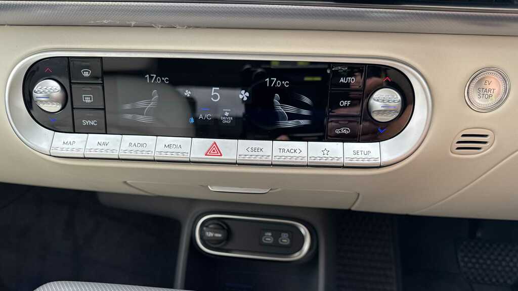 Genesis GV60 Gv60 234Kw Sport 84Kwh Awd Green #24