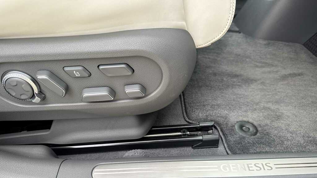 Genesis GV60 Gv60 234Kw Sport 84Kwh Awd Green #31