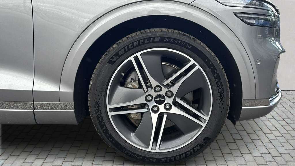 Genesis GV70 360Kw Dynamic 84Kwh Awd 2025 Silver #6