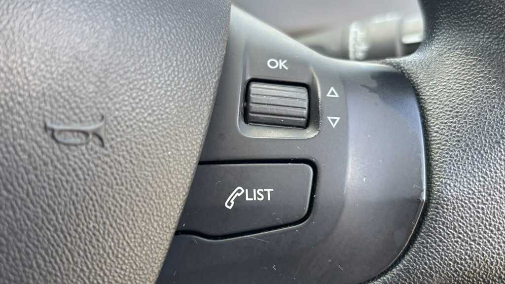 Peugeot 208 1.2 Puretech Allure Euro 6 Ss Orange #14