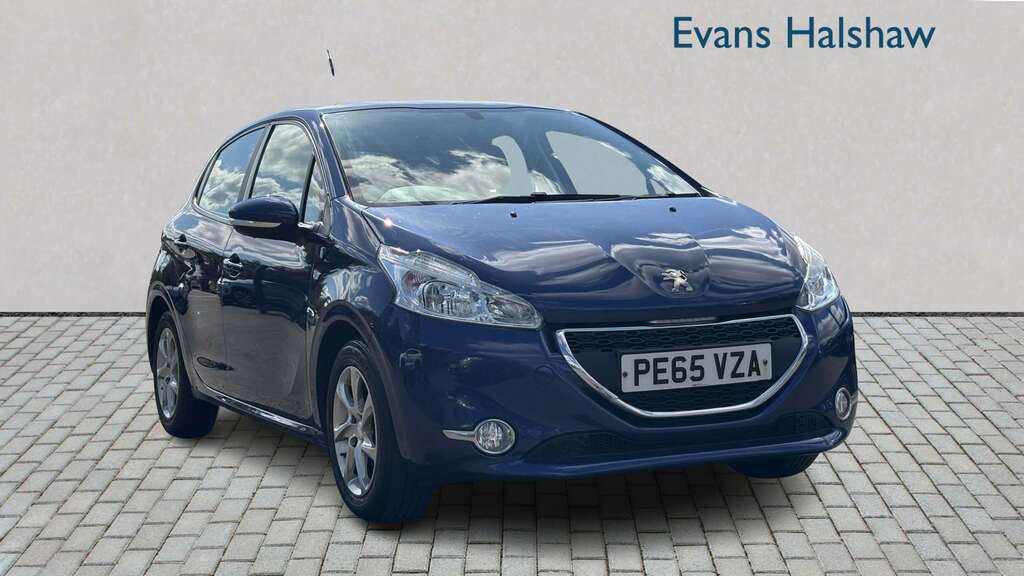 Peugeot 208 1.2 Puretech Allure Euro 6 Ss Orange #1
