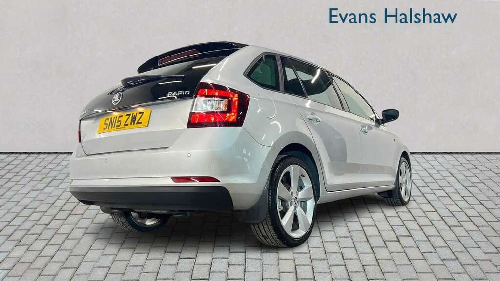 Skoda Rapid Spaceback 1.6 Tdi Cr Se Sport - Pan Roof White #4