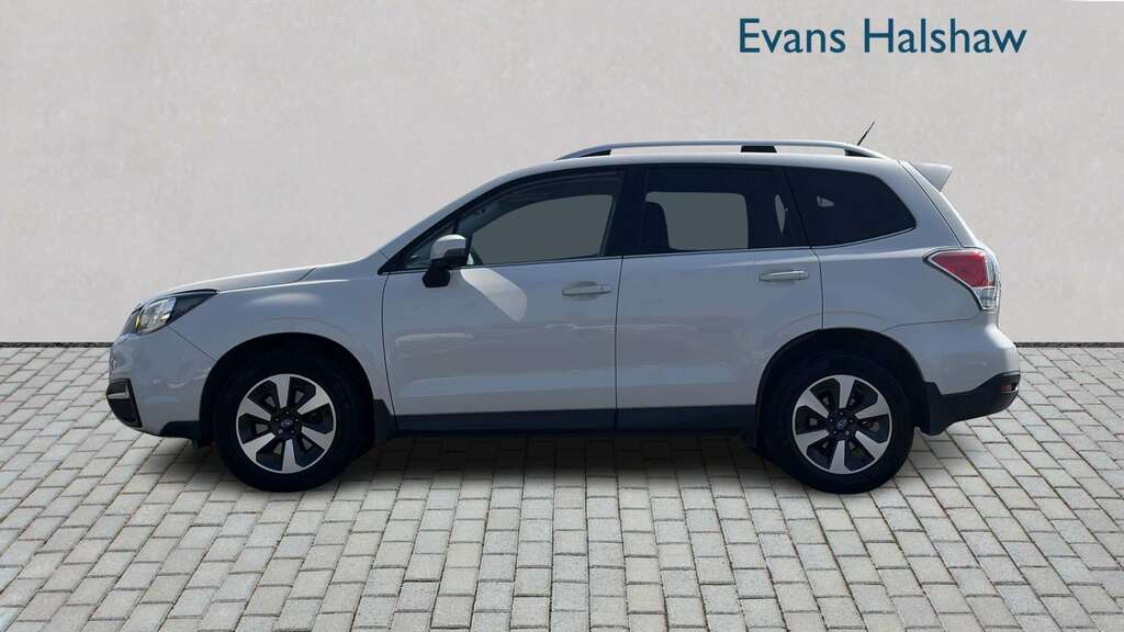 Subaru Forester 2.0D Xc Lineartronic 2016 White #4