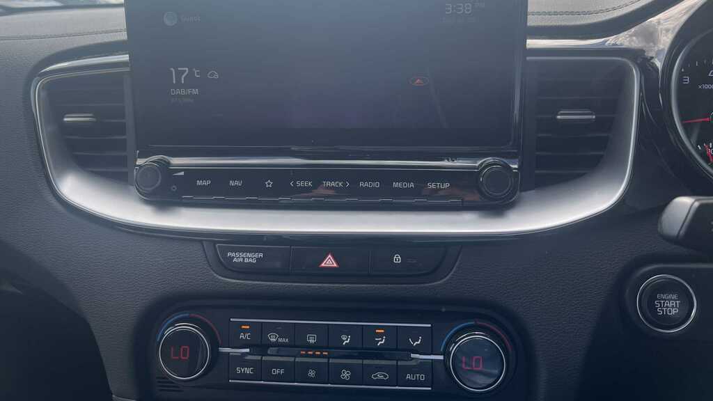 Kia Xceed 1.6 Gdi 8.9Kwh 4 Suv Plug-in Hybrid Dct Black #17