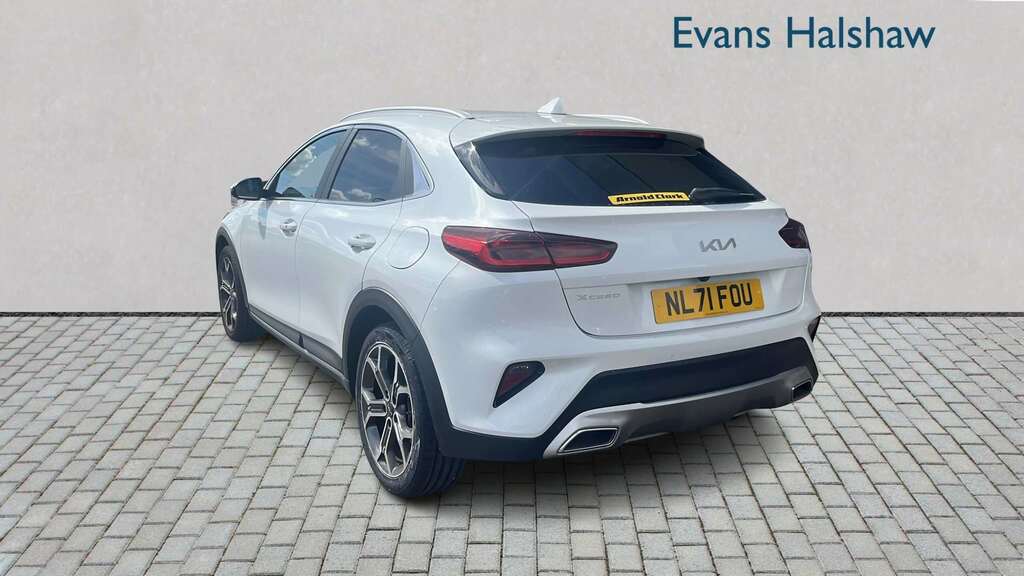 Kia Xceed 1.6 Gdi 8.9Kwh 4 Suv Plug-in Hybrid Dct Black #5