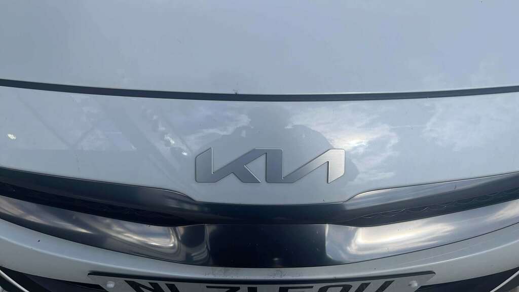 Kia Xceed 1.6 Gdi 8.9Kwh 4 Suv Plug-in Hybrid Dct Black #7