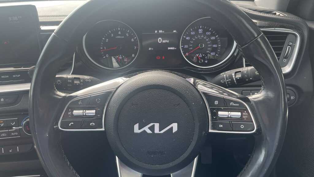Kia Xceed 1.6 Gdi 8.9Kwh 4 Suv Plug-in Hybrid Dct Black #16