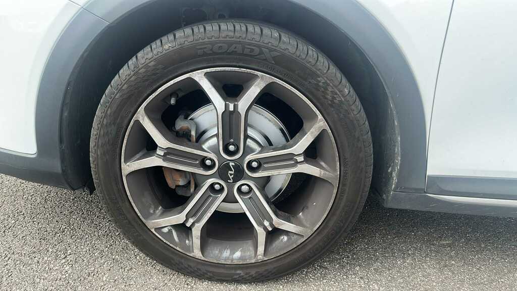 Kia Xceed 1.6 Gdi 8.9Kwh 4 Suv Plug-in Hybrid Dct Black #9