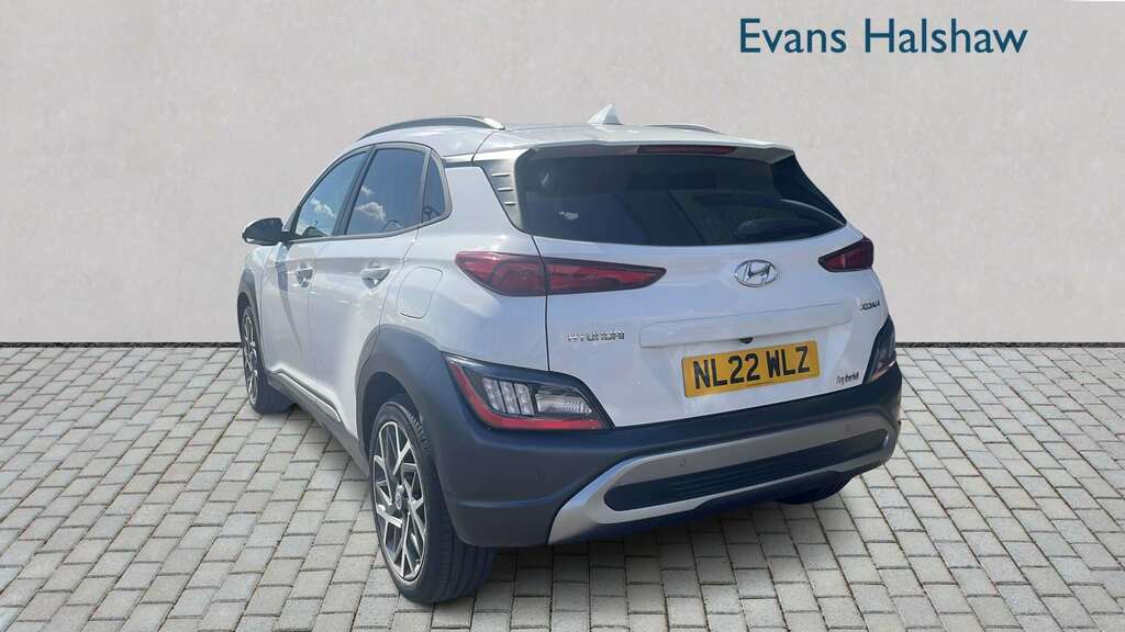 Hyundai Kona 1.6 Gdi Hybrid Premium Dct 2022 White #5