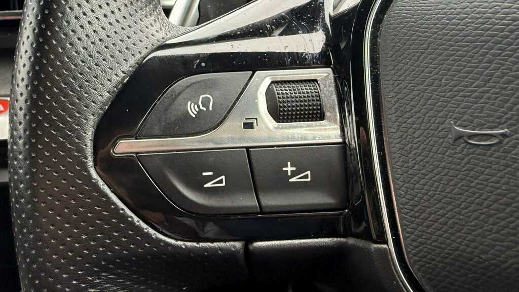 Peugeot 5008 Allure Premium Grey #15