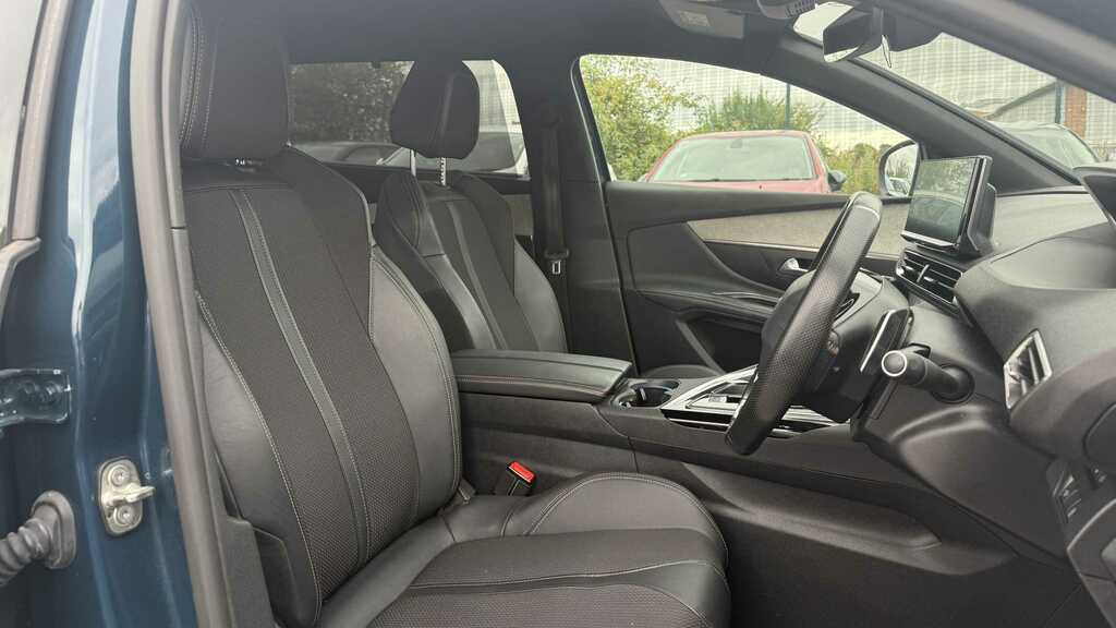 Peugeot 5008 Allure Premium Grey #12