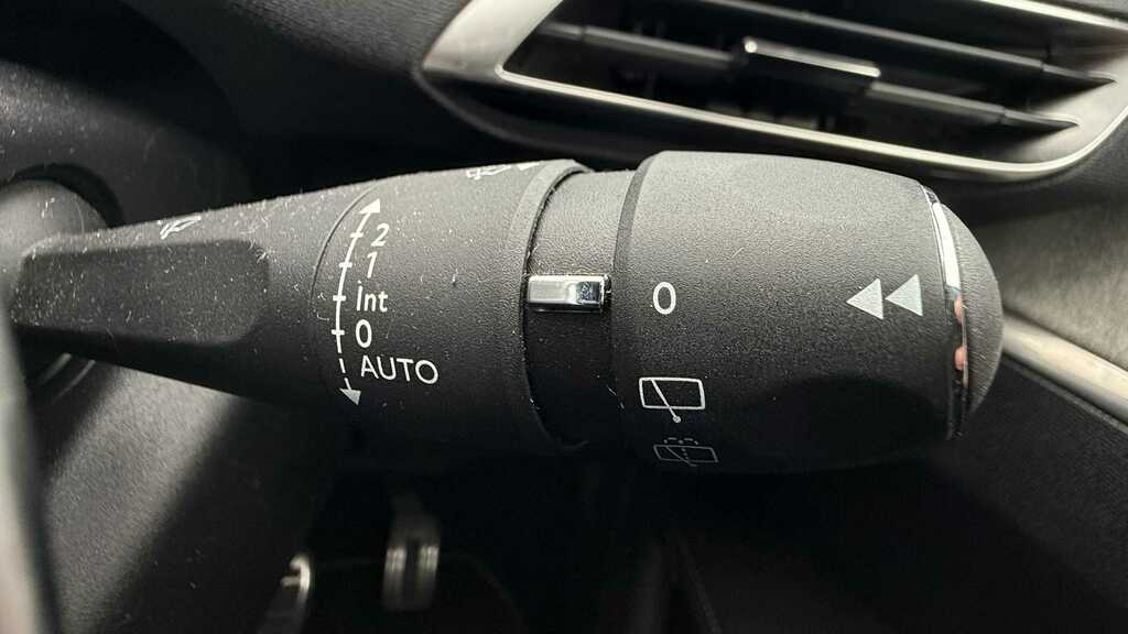 Peugeot 5008 Allure Premium Grey #17