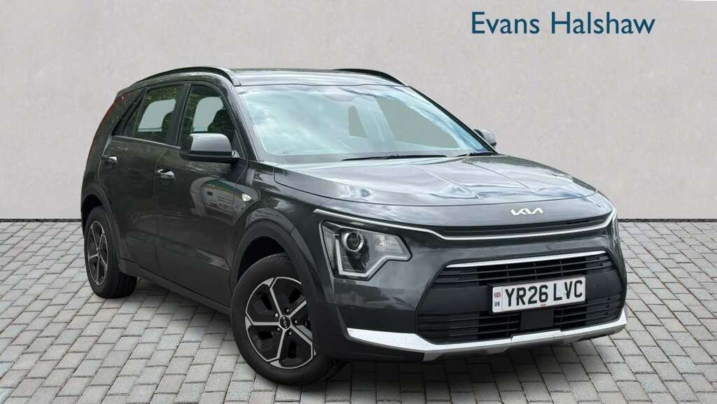 Kia Niro 1.6 Gdi 136 Hybrid Evolve Dct Estate SA26FXL White #1