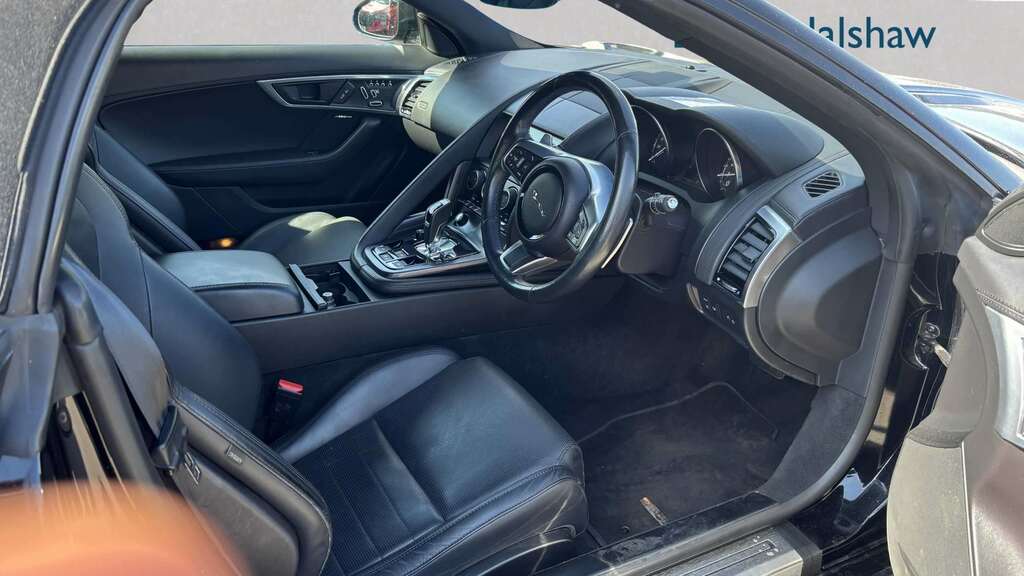 Jaguar F-Type 2.0 R-dynamic 2020 Black #5